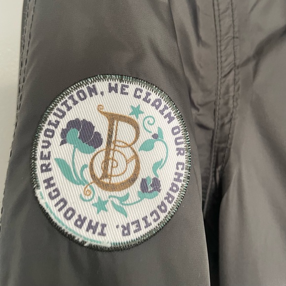 Burton Jacket - Size XS - Picture 8 of 8